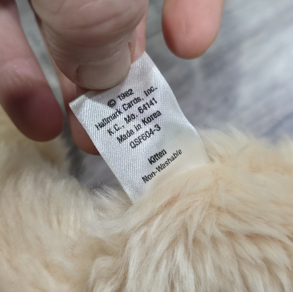 Vintage Hallmark Stuffables Siamese Cat Christmas Stocking 1982 - Picture 4 of 8